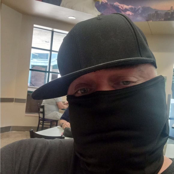 Meet your Posher, Devan - Picture 1 of 1